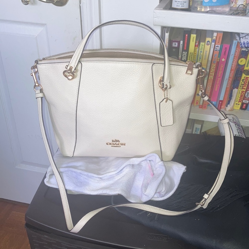 WHITE LEATHER COACH BAG -Willing to negotiate price